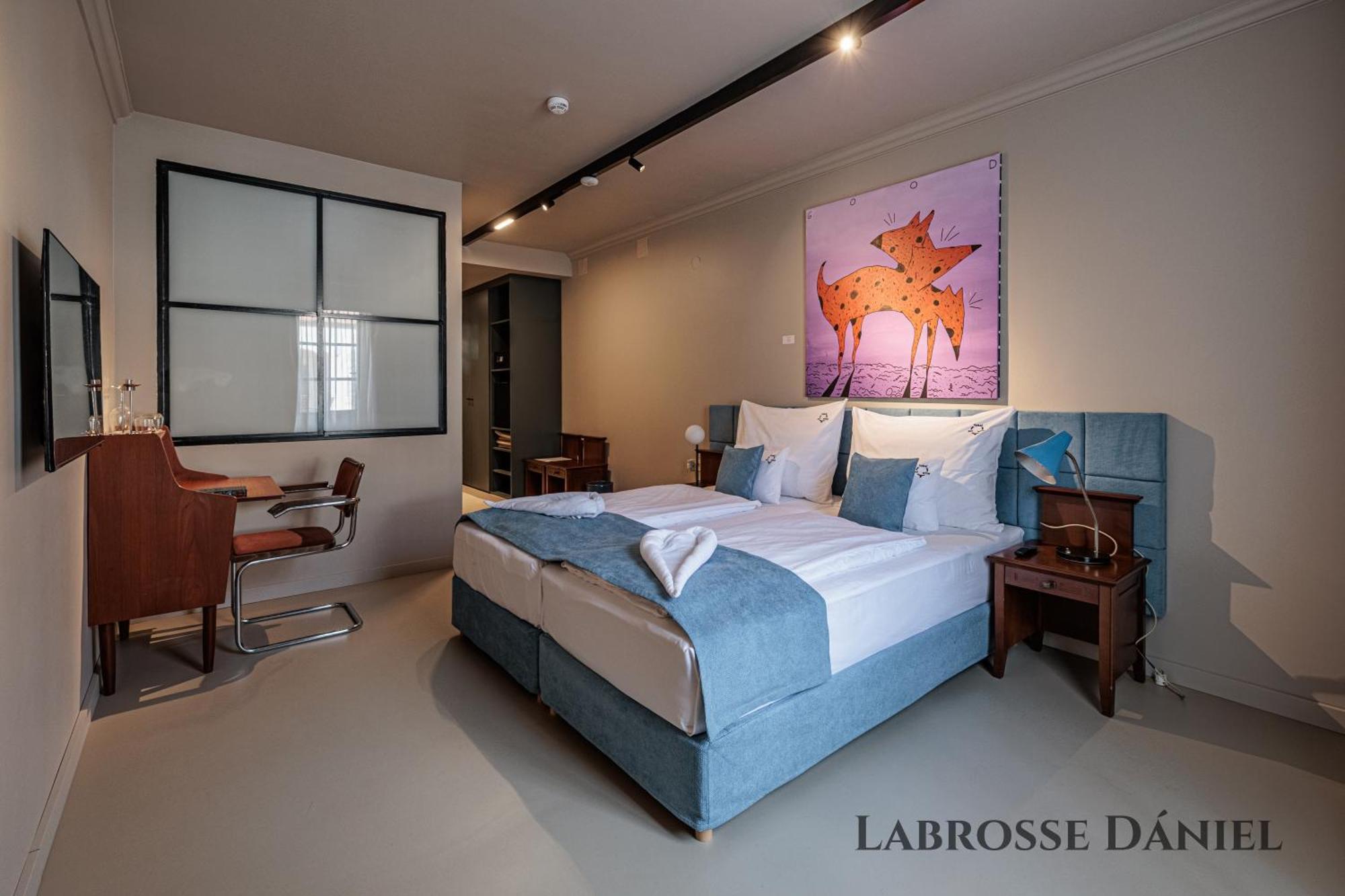 Barka Galeria Hotel Es Etterem Tállya 外观 照片