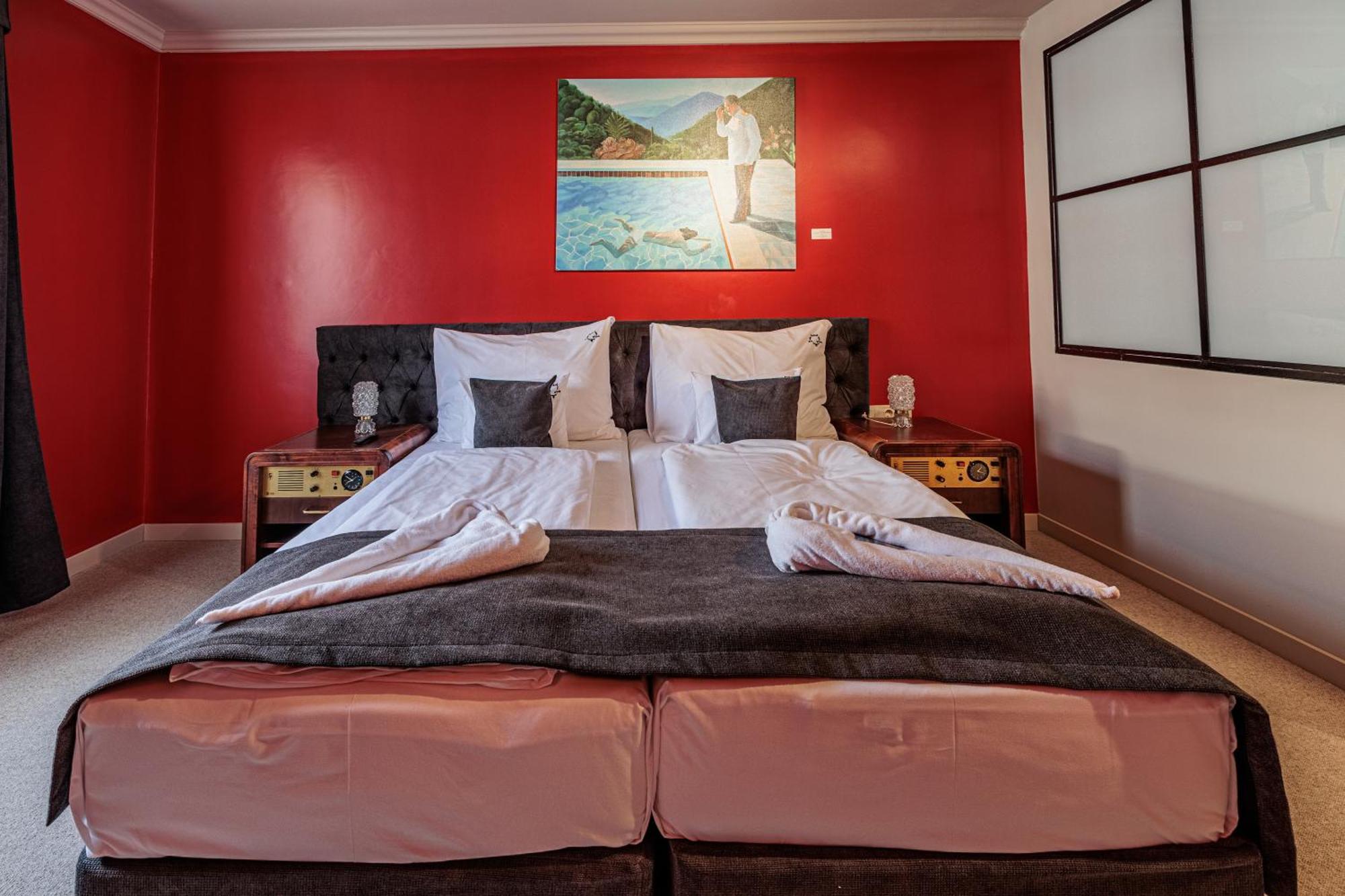 Barka Galeria Hotel Es Etterem Tállya 外观 照片